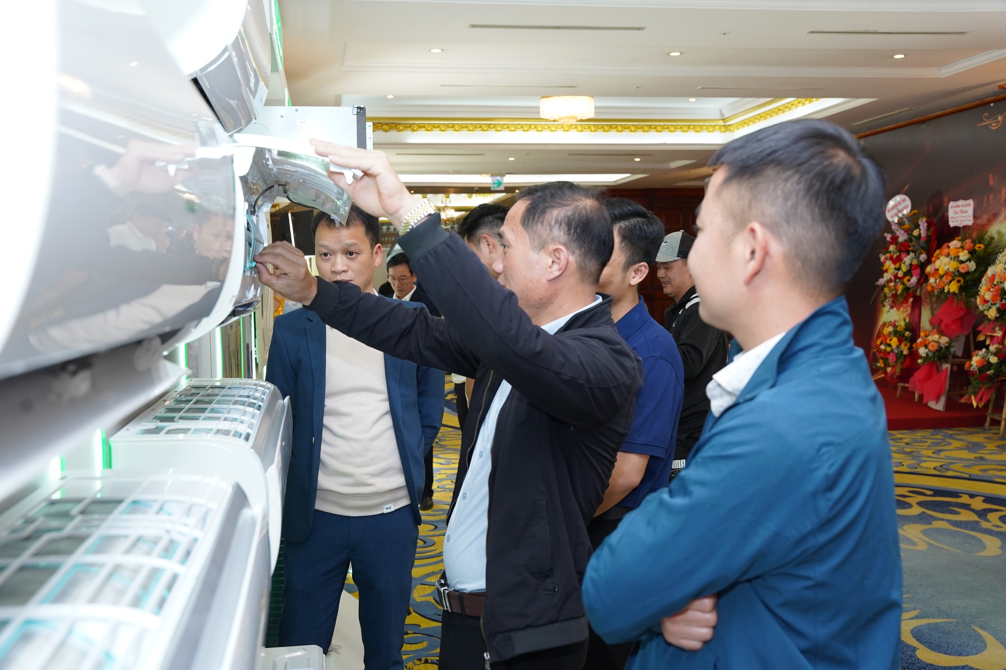 quý khách mời tìm hiểu sản phẩm