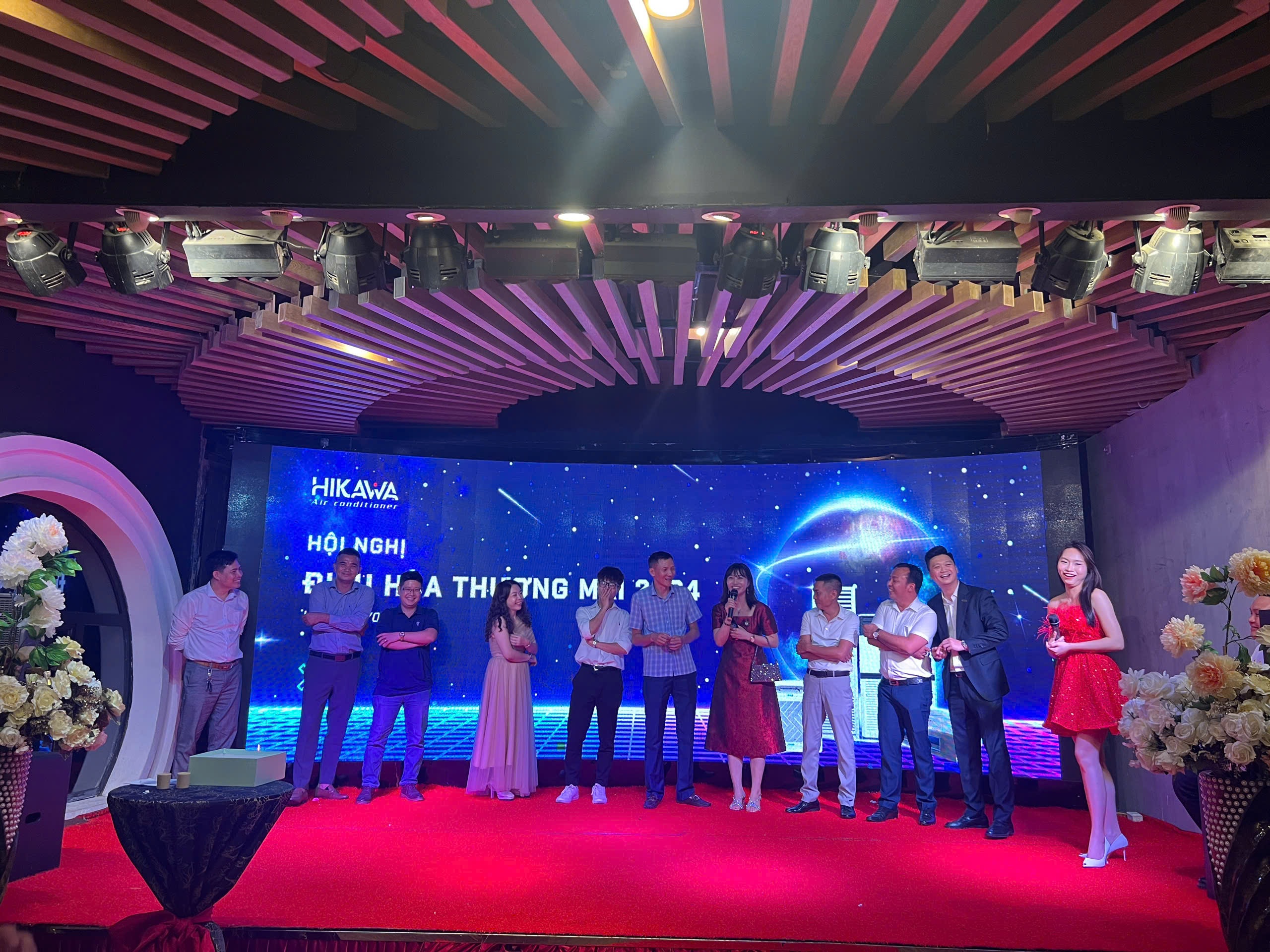 không gian của hội nghị